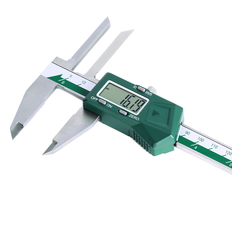 Digital Calipers With Long Upper Jaws
