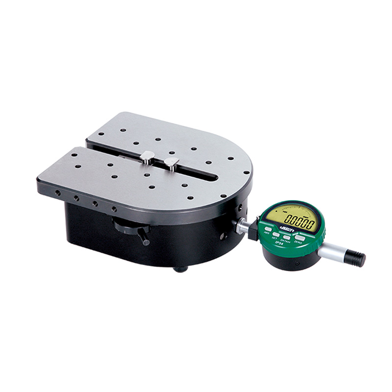 UNIVERSAL COMPARISON MEASURING BENCH